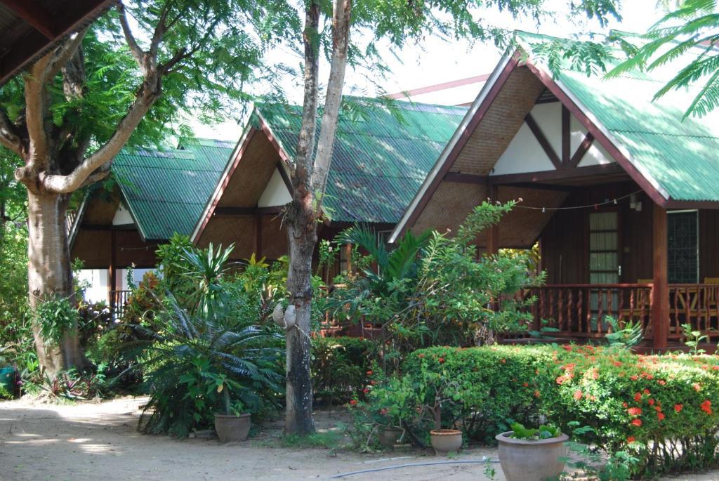 Rose Garden Samui Bungalows Lamai Beach  Rum bild