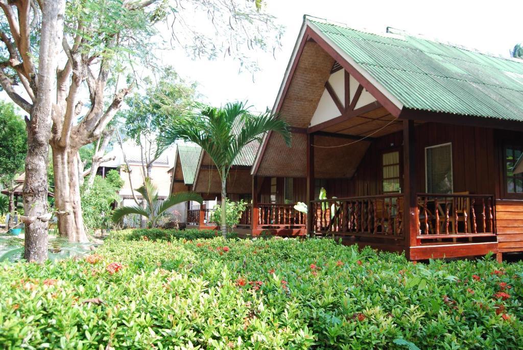 Rose Garden Samui Bungalows Lamai Beach  Rum bild